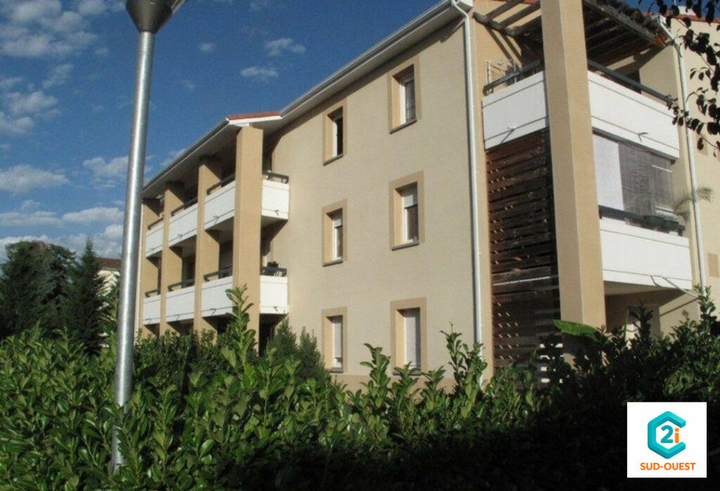 T2 LOUÉ AVEC BALCON ET PARKING À TARBES : IDÉAL INVESTISSEUR