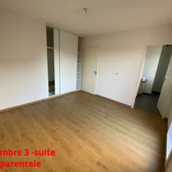 VILLA LIBRE AVEC DOUBLE TERRASSE