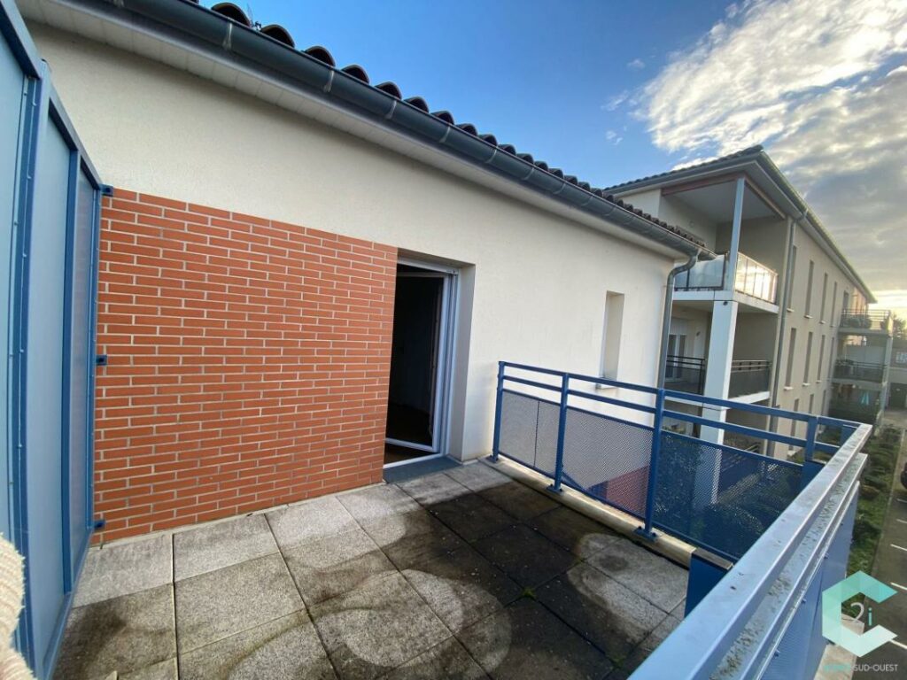 VILLA LIBRE AVEC DOUBLE TERRASSE