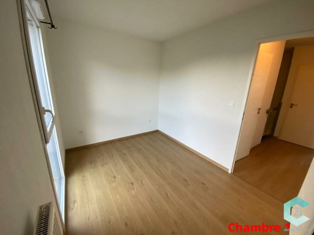 VILLA LIBRE AVEC DOUBLE TERRASSE