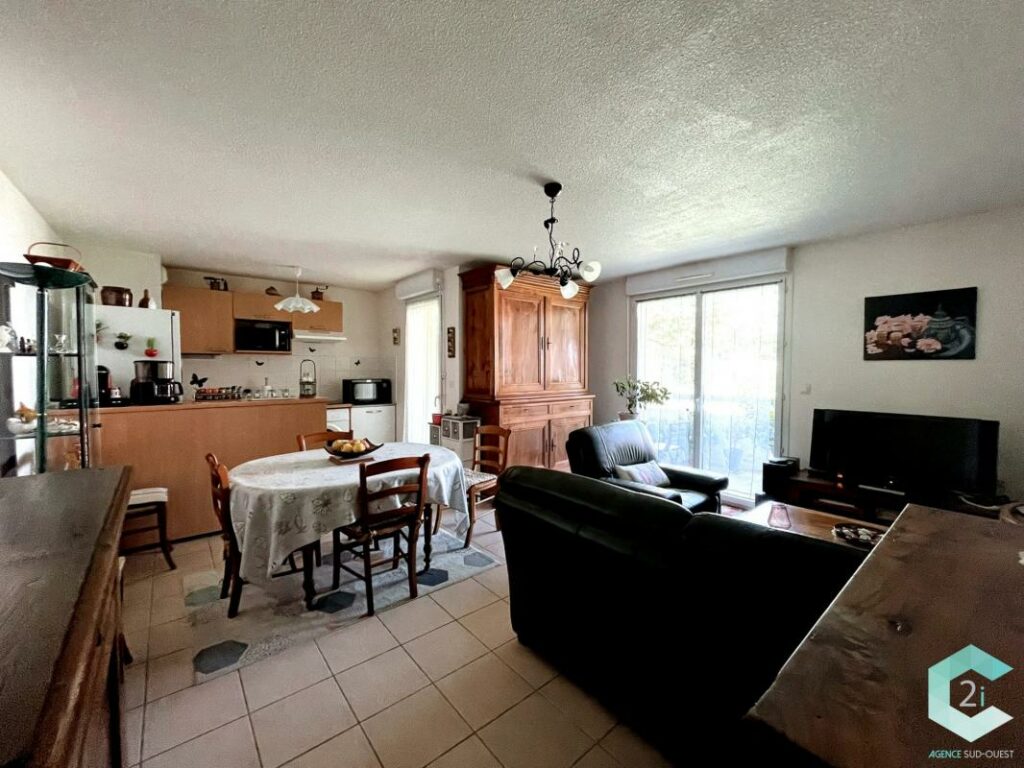 À vendre – Appartement T3 en rez-de-chaussée à Bergerac –