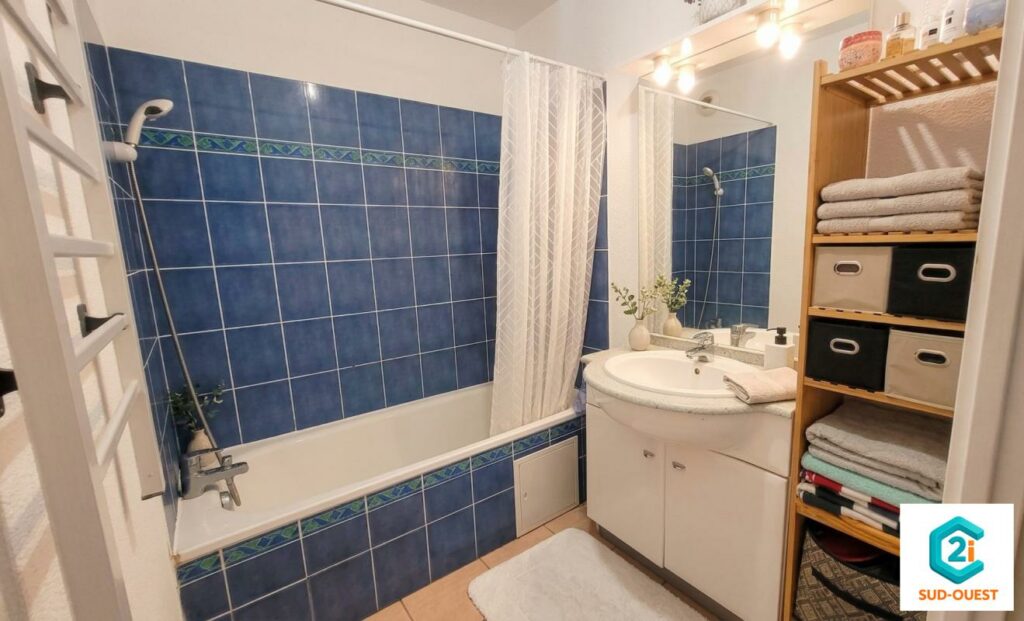 BEL APPARTEMENT T3 VENDU LOUÉ SAVERDUN