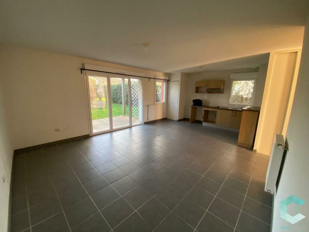 VILLA LIBRE AVEC DOUBLE TERRASSE