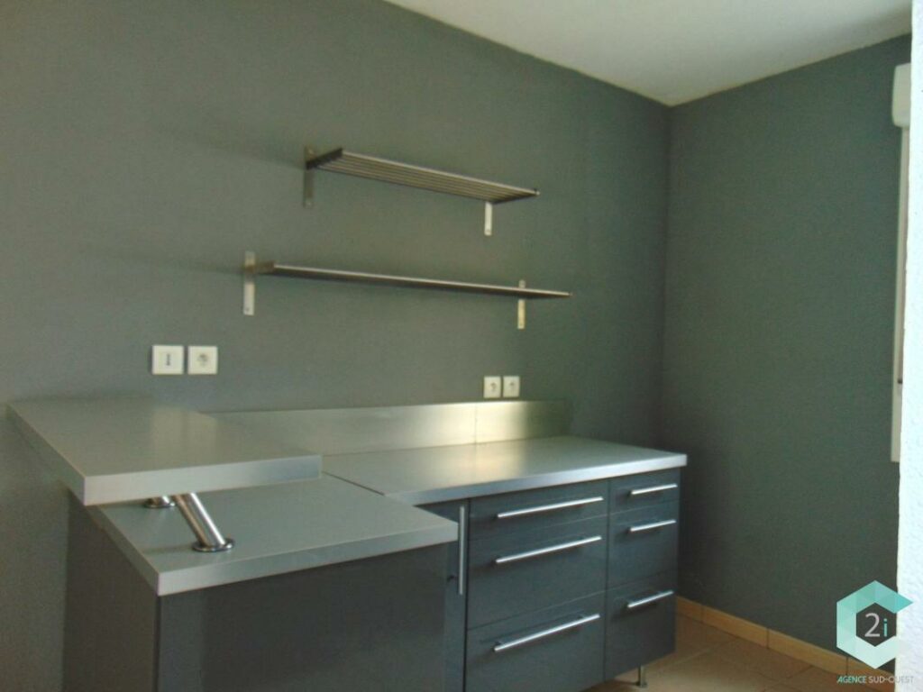 Maison 4 pièces avec garage et jardin