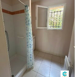 Appartement T2 Libre avec Terrasse et parking